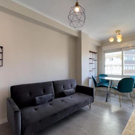 Bebarceloner Sant Andreu Apartments - 3 Bedrooms Exteriör bild