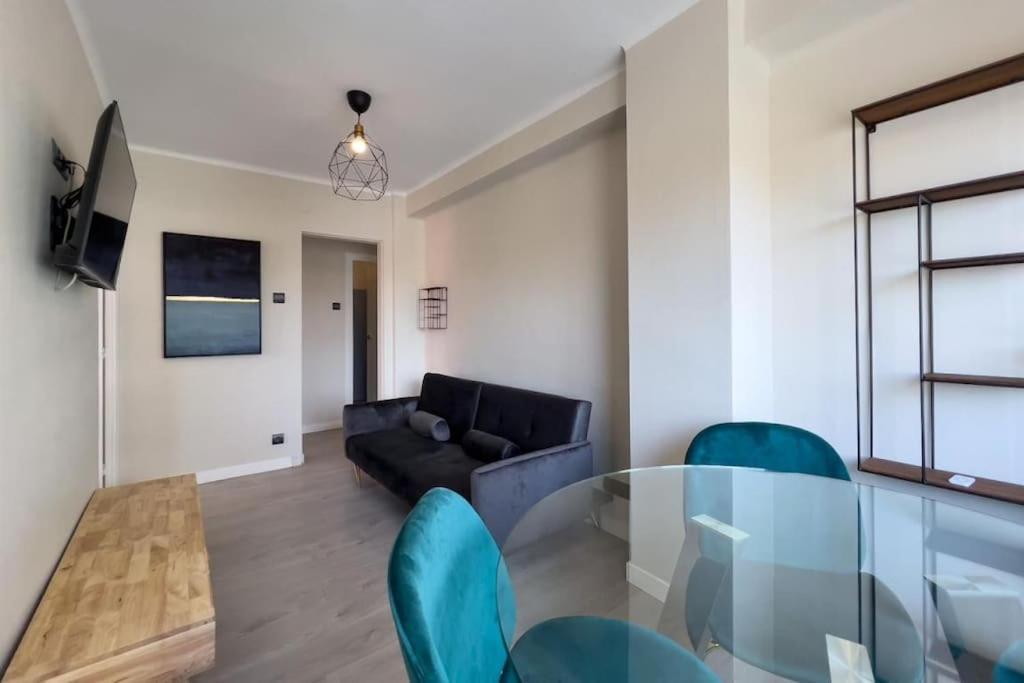 Bebarceloner Sant Andreu Apartments - 3 Bedrooms Exteriör bild